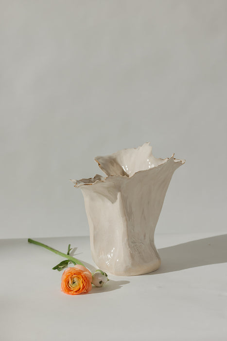 Leaning Vase