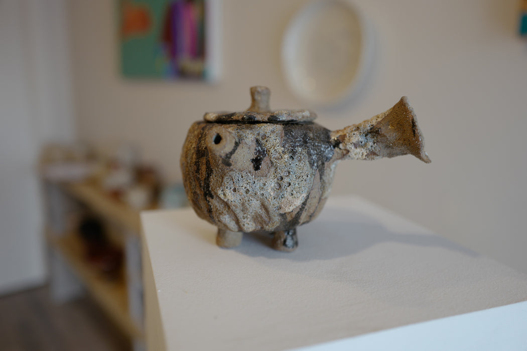 Textured Kyushu Teapot for One