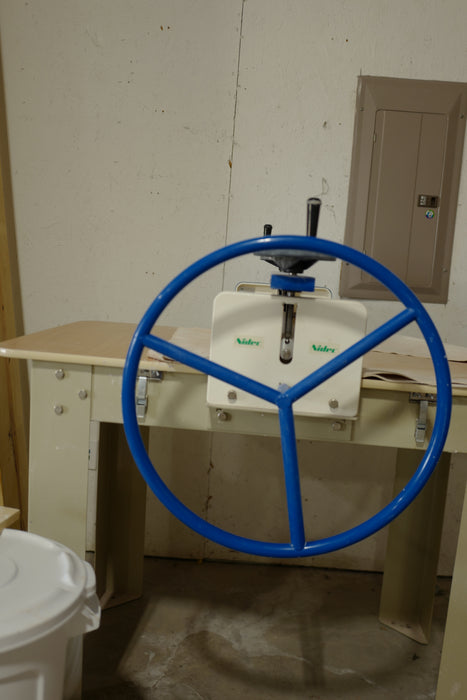 Handbuilding with Rylie - 6 wks - Fridays 3pm